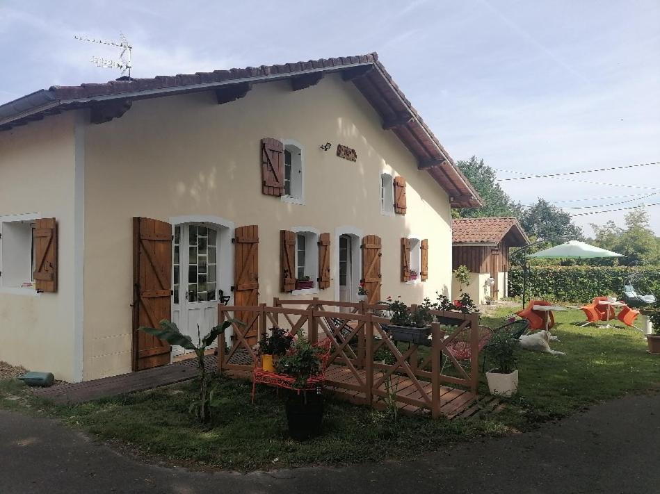 Maison Prats Audon Екстериор снимка