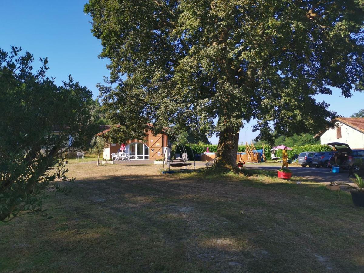 Maison Prats Audon Екстериор снимка
